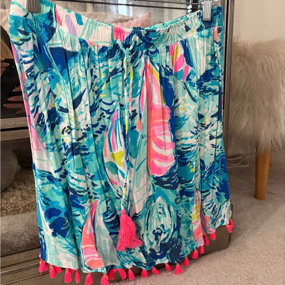 Lilly Pulitzer Beachy strapless top!